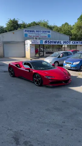 @TOMI 🚀 can you keep up with the speed of this rocket ship ? #fyp #ferrari #sf90 #supercar 