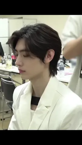 isa lang naman kilala ko na ganito kung maka tingin hmmm 🤔 Boombastic side-eye kayo kay hoon 🤣🤣 #sunghoon #enhypensunghoon #parksunghoon #boombasticsideeye #sunsun #foryoupage #kpopforyou #fypage #fypシ゚viral 