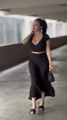 Oh hello  #fyp #fypシ #walk #ootdinspo 