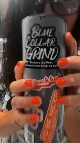 Happy Monday y’all ☕️ . Let’s get it! 💪🏼💰 . Shoutout @BlueCollarGrind for this badass wake up juice. Discount link in bio! 😏 . #bluecollar #coffee #trades #letsgo #letsgetit #monday #upearly #work #hustle #conatructionlife #sunrise #oklahoma #workboots #coffee #goodmorning 