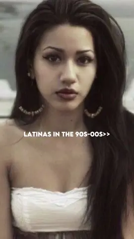 they’re all so pretty #selena #salmahayek #shakira #christinaaguilera #lefteye #adrianalima #jessicaalba #jlo #sofiavergara #roselynsanchez #90s #oldschool #latinas #hispanics #fyp #foryou #foryoupage 