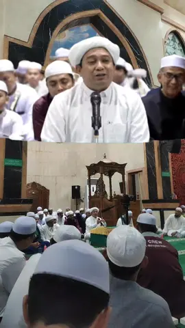 Ada satu amalam untuk menarik rahmad dari Allah SWT. yaitu adalah Sholawat. Tapi jangan tingal kan kewajiban dalam mengamalkan nya yaitu adalah sholat 5 waktu.  #gururasyidridha #gururasyid #ulamabanjar #banjarmasin#fyp #ceramah  #masjidarraudhahsungaiandai 