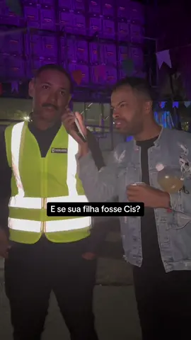 Todo mundo tinha que ser assim ❤️ #cis #aceitacao #entrevista #uff #arraiadauff #festajunina 