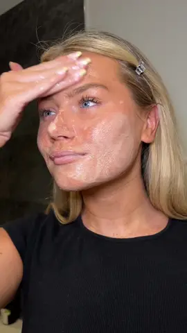 Double cleanse queen with @CeraVe Hydrating Cream-to-Foam Cleanser 🧴🧼 AD #cleanselikeaderm