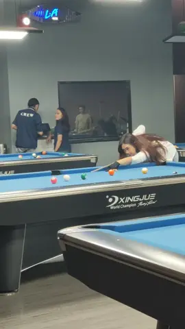 #fypage #fypシ゚viral #fypシ #storywa #soundviral #gadiscantikbilyard  gadis cantik ini msin billiard