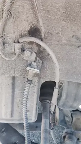 There was a rattle that sounded like someone violently shaking a can of spray paint. Also it's about 102°.#hyundaitucson #car #carrepair #wonderful #homemechanic 