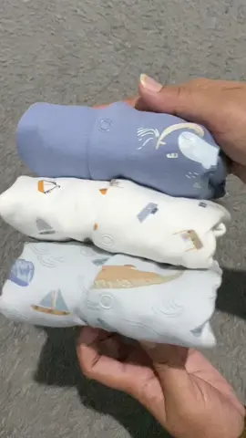 Kalo beli barang murah bagus tuh happy ya #ibuibu hihi #sleepsuit #sleepsuitsbaby #bajutidurbayi #perlengkapanbayi #sleepsuitpremium #mamaspapas #mamaspapassleepsuit 