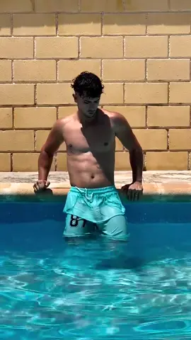 Tập bơi #xomtraidep #odaycotraidep #muscle #handsome #metrai #6mui