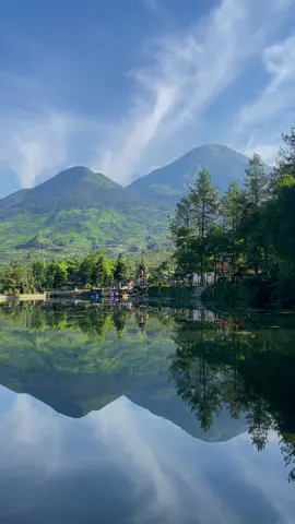 Coba balik HP-mu untuk melihat video ini😍 Tag orang yang ingin kamu ajak ke sini.