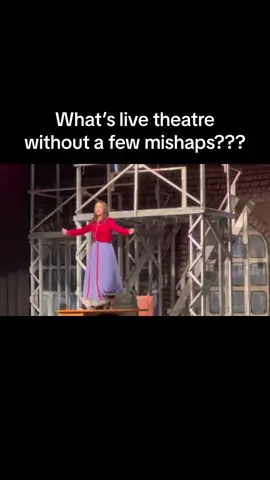 Another great throwback 😂 #fail #stagefail #oops #stunts #watchwhathappenslive #watchehathappens #livetheatre #katherineplumber #newsies #newsiestok #musical #musicaltheatre #theatrekid #theatre #throwback #memories #crew #crewtok #stagemanager #highschooltheatre 