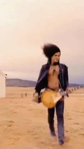 What was ACTUALLY heard! 😭🎸 Credit: @sick_musicians #guitartok #guitarist #guitarmeme #slash #gunsnroses #musictok #musicmeme