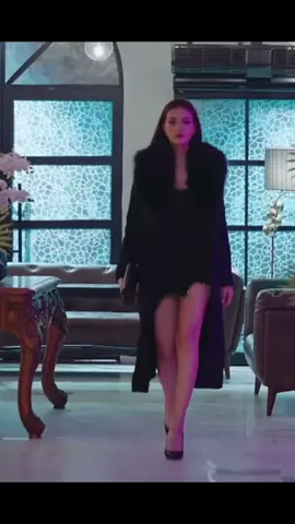 #melisapamuk #melisapamukstyle #ego #egodizi #sibel #sibelkoraslan #show #edit #fypシ #fyp #dizi #virall #trending #karasevda #foryoupage #turkishseries #womanpower #venom #actress 