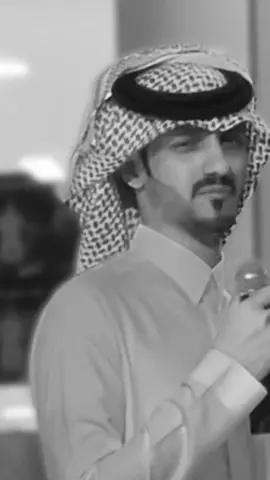 ناظرني وشوف عيوني كيف الشوق سوى فيا 😔.              #ترند #بدر_العزي #عيد_الاضحى #السعودية 