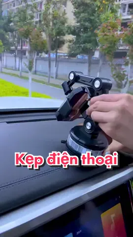Kẹp điện thoại trên xe oto. Không cần dán. Dùng được trên kính, taplo #kepdienthoaixehoi #kepdienthoaioto #phukienoto #phukienxehoi #xexinhxexin #giadodienthoaioto #giadodienthoaixehoi 
