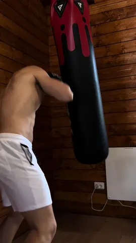 La mejor combinación 📈🥊 INSTA:_millanft #gymmotivation #GymTok #boxing #gym #motivation 