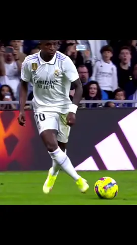 Vini Jr - Dribbling-Skills 🔥#vinicius#fyp #football#skills#realmadrid#moment 