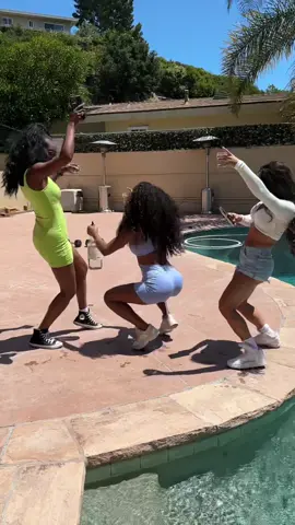 When he outside, we outside! (Tag a friend) 