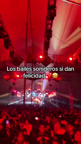 QUIEN MAS CONFIRMA ESTO DE LOS BAILES SONIDEROS #soniderosdecorazon❣️💿😎🎧🎤🤩💿🎶 #cumbiawepa😎 #cumbiawepa😍🔥❤️ #parati #viral #sonidofamoso #sonidopirata🏴‍☠️ #sonidofania97 #sonidomalibu #sonidoluckystar #sonidomanhattan #sonidocondor 