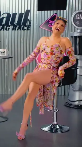 Replying to @Likan Resendiz   Valentina is always looking out for her Nana Bianca 🥺🩷 #ThePitStop #rpdr #BiancaDelRio #Valentina #lol #drag #DragRaceMexico #banter 