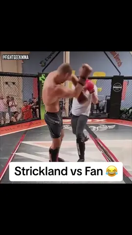 Sean Strickland sparred a random fan off of the street 😂  🎥 @ninamariedaniele  #UFC #seanstrickland #fyp 
