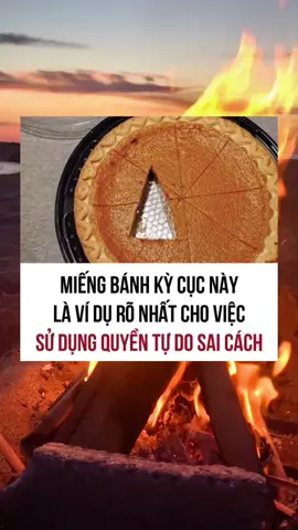 Đây là 1 ví dụ dễ hiểu về quyền tự do. Người này lấy đủ phần bánh của mình nhưng lại gây ảnh hưởng t.iêu c.ực tới những người khác. Họ thực hiện quyền tự do của mình theo cách thiếu công bằng với người khác. Tự do không phải là một người làm theo ý muốn của mình mà bỏ quên sự công bằng với người khác. Sự công bằng sẽ không còn nữa nếu bạn gây h.ại tới người xung quanh. Đây là 1 ví dụ cho việc sử dụng quyền tự do sai cách! #LearnOnTikTok #hatgiongtichcuc #songtichcuc #trichdan #phattrienbanthanmoingay #thongdiepcuocsong #chiaseeds #dongluchoctap 