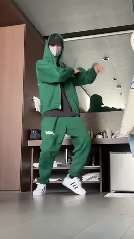 Forgot the end but it‘s a vibe #avemoves dc: @Aira Casim ♌  