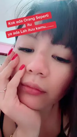 jangan Gaya Elit tp byr utang Sulit yaaa 🙄   mbok ya ngimbangi Pas Nyilih gampang Balekne yo podo gampange rasah Dadak Di tagih i bolak balik Gk Sukaa aku nagih2 