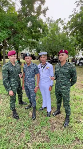 เพื่อนๆว่า ทหารเหล่าทัพไหน เด็ดสุดค๊าบบบ คอมเมนท์มาาาาเร็วววว #4เหล่าทัพ #ทหารบกไทย #ทหารเรือ #ทหารอากาศ #ทหาร #ตลกๆ