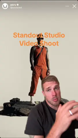 This recent video from ASRV is a masterclass in the little things that can make a studio video shoot shine for useful short form video creative #marketingtips #ecomercetips #contentcreatortips #greenscreenvideo 