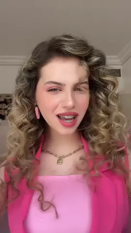 عيد مباركك🩷 بحبكم كتيير🥹🫶🏻 #super_sisters #اكسبلور #explore #leen_mohd98 #جيش_لينو 