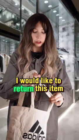 🧡Learn useful everyday shopping vocabulary in English ✨When returning an item: Store credit means receiving a refund in the form of credit to be used at the same store. Cash back means getting the refund in cash or back to the original payment method. #english #ingles #learnenglish 