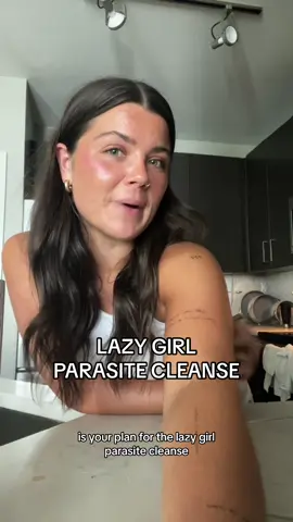 Lazy girl parasite cleanse requested by my roomate! #parasitecleanse #parasitedetox #guthealthtips #parasiteprotocol 