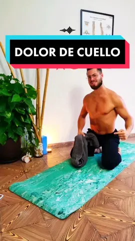 Dolor de cuello? Solo necesitarás una toalla para poder llevar a cabo este maravilloso ejercicio En innumerables ocasiones, el dolor cervical nace como resultado de un desequilibrio muscular que inhibe tus extensores cervicales Cuando la hipotonía se apodera de tus extensores cervicales, la inestabilidad en tu cuello se abre paso y esto termina desembocando en dolor cervical Con este interesantísimo ejercicio, conseguirás estimular dicha musculatura permitiendo así estabilizar tu región cervico dorsal, posicionar de manera correcta la posición de tu cabeza y evitar así, el dolor de cuello causado por la inestabilidad #dolordecuello #dolorcervical #herniacervical #cervicalgia #joroba 