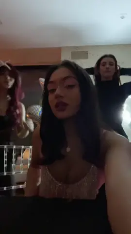 #nessaabarrett #nessabarrett #avani #avanigregg #charlidamelio #fyp #fypシ #fypage #fypシ゚viral #fypdongggggggg #trending #viral 