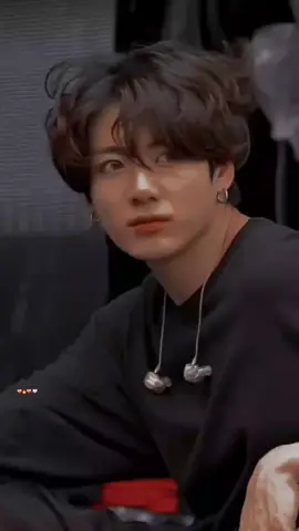 اكله مفضله عدكم..؟ انيي الاندومي🍜🥰 تصميم#جونغكوك #jungkook #BTS #fypシ #pypシ #fyp #explore #foryou #foryoupage #explorebanker 