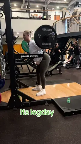 1 van mn nieuwe favs tijdens LEGDAY🥹