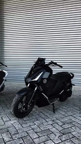 ALVA CERVO SUPERNOVA BLACK 🔥 Yuk Liat Unitnya di AEC Surabaya Bareng aku 😎 #alva #alvacervo #alvaone #alvaauto 