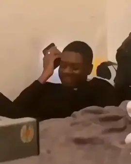 لقد وقع أحدهم في الحب 🚶‍♂️ #كوميدي  #رياكشن 