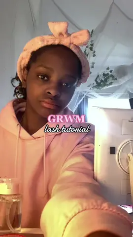 book me for your lashes #lashes#eyelashextensions #eyelashtutorial #lashextensions #lashtutorial #grwm#grwmskincare #Vlog 