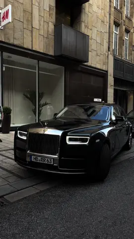Cullinan😩#carspotshamburg😮‍💨 #rr #rollroycephantom 