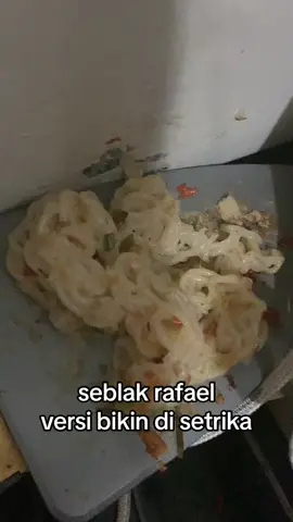 gue gabut aja sih