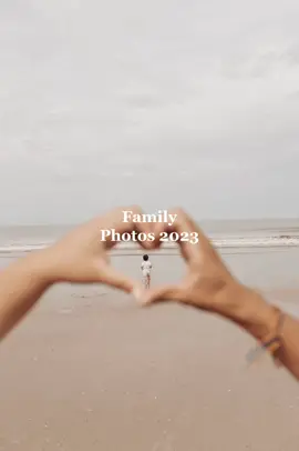 Finally got the chance to get some family photos done, and im obsessed 🥰 #fyp #family #familyphotos 