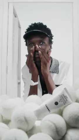 Game, Set, Match 🎾 Amar Akway for @ChanelOfficial UV Essentiel #FORDmodelsParis #AmarAkway #CHANELBeauty #CHANELSkincare #GameDay #UVEssentiel #Campaign