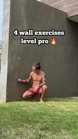 Tag someone who should try this! 🔥 ⠀ A wall can be a playful tool to spice up your bodyweight training. ⠀ Hope this inspires you 💪🏼😊 #fitnessinspiration #workoutmotivation #bodyweighttraining 