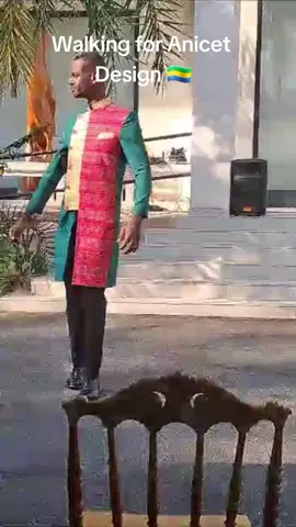 Walking for Anicet Design 🇬🇦 Event: Journée mondiale du vitiligo organisée par l'ONG Vitium cc @Ornella Tonda ❤️ #model #catwalk #fashion #tiktokgabon🇬🇦tiktok 