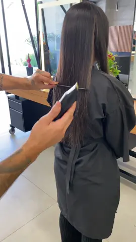 Você faria ? #hair #hairdresser #haircolor #colorcorrection #cabelosaudavel ##cabeleireiro #haircut #hairstyle #cortesdecabelo #haircut 