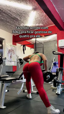 E a execução pode melhorar mas ficou bem bonitinha ne? #gym #GymTok #Fitness #academia #treino #fy #foryou 
