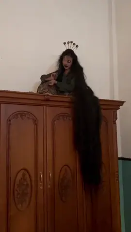 Behind the scene  Siapa yang sudah ketemu nyai di Film Sosok Ketiga ?  Film Sosok Ketiga masih tayang di bioskop seluruh Indonesia  #SosokKetiga #LeoPictures #TikTokTainment #hororr #FilmIndonesia #filmhororindo #22juni2023 #ManusiaLebihMenakutkandaripadaSetan #tayang #tiktoktainment 