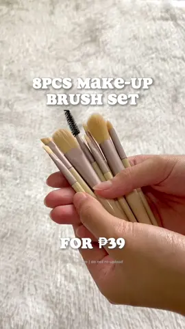 checkout this 8pcs make up brush set for only 39 pesos on tiktok shop! it's complete for a full face make-up and also travel size! click the yellow basket to order 🤎 #fyp #foryou #foryoupage #foryourpage #fypシ #fypシ゚viral #fypage #makeupbrush #makeup #TikTokBeauty #beauty #makeupbrushes #makeuprecomendation #makeupproducts #makeuptips #makeuphack #tiktokmakeup #makeupshop #makeupbudol #makeupbrushreview #makeupbrushset #spoolie #concealerbrush #foundationbrush #lipstickbrush #cheapmakeupbrush #affordablemakeupbrush #affordablemakeup #makeupfinds #makeupph #makeupbudol #makeupsale #affordable #cheap #highquality #stealprice #tiktokfinds #tiktokshop #budol #tiktokbudol #budolfinds #budolfindsph #tiktokshopph #affiliatemarketing #tiktokaffiliate #viralvideo #tiktokviral #viralph 
