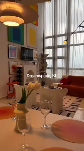🤍 #airbnb #klairbnb #malaysiastaycation #staycationkl #interiordesign 